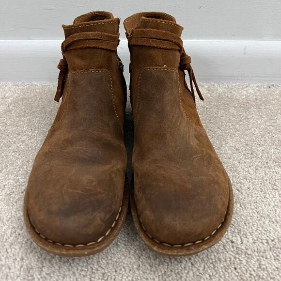 Born Tarkiln Suede Ankle Boots Distressed Women Size 8 - Picture 5 of 10